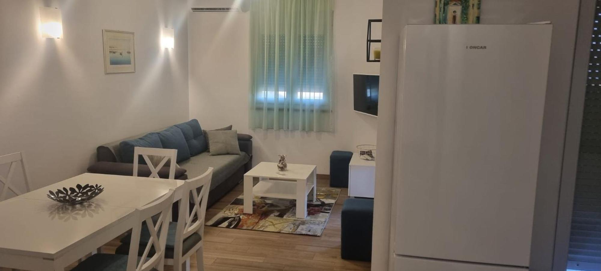 Apartments Borna Sukošan エクステリア 写真