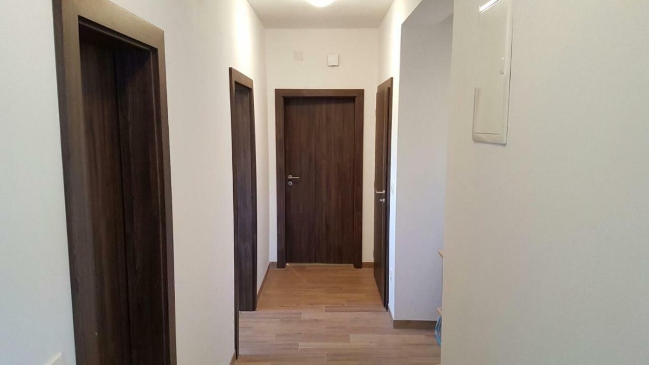 Apartments Borna Sukošan エクステリア 写真